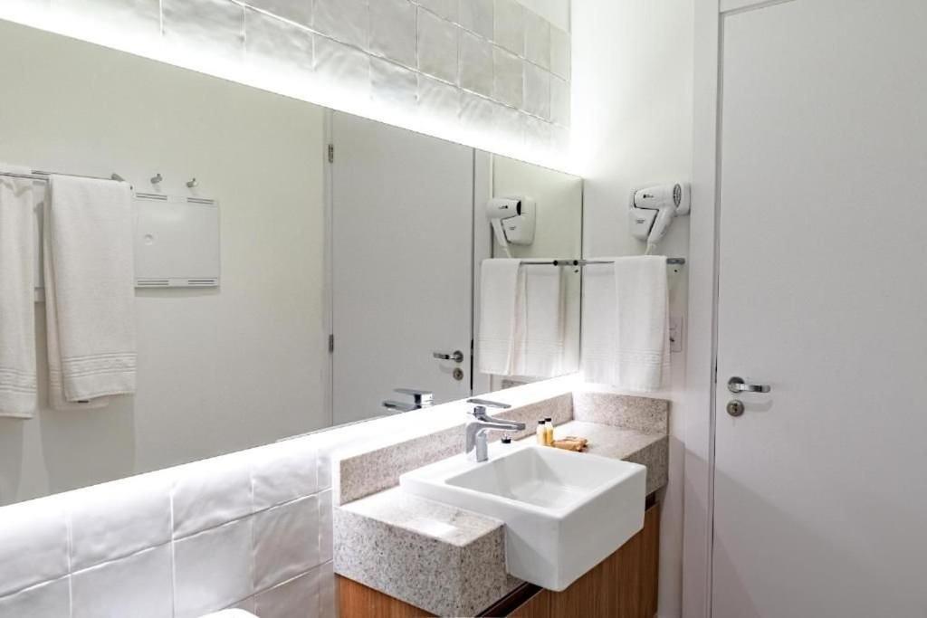 Atrium Studios By Xtay - Conforto Em Palhoca, A Poucos Metros Da Praia Palhoça